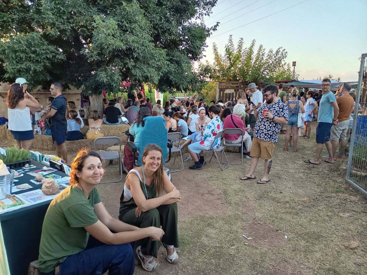 Hanna espai hort juganer al festival pel sol